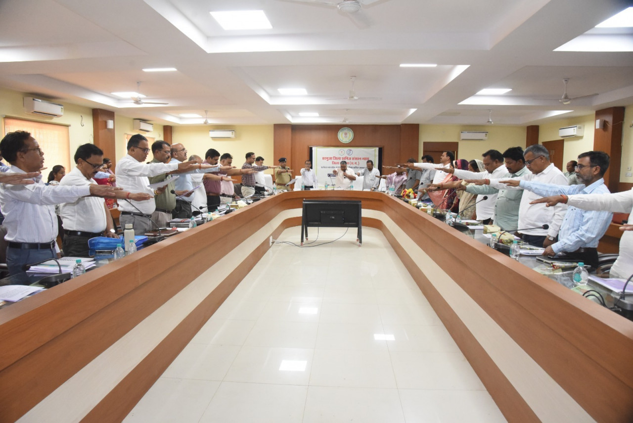 रायपुर : पर्यटन एवं संस्कृति मंत्री श्री राजेश अग्रवाल ने दिलाई जनगणना शपथ