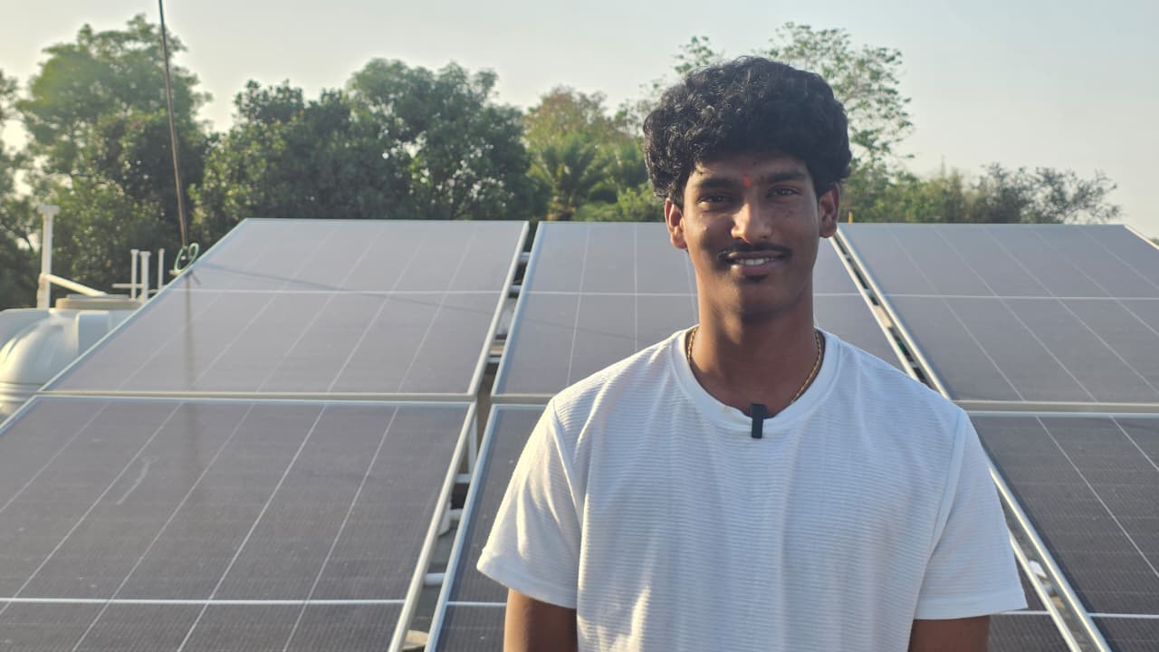 रायपुर : पीएम सूर्य घर मुफ्त बिजली योजना’ से मिल रही बड़ी राहत, उपभोक्ता बन रहे ऊर्जा उत्पादक