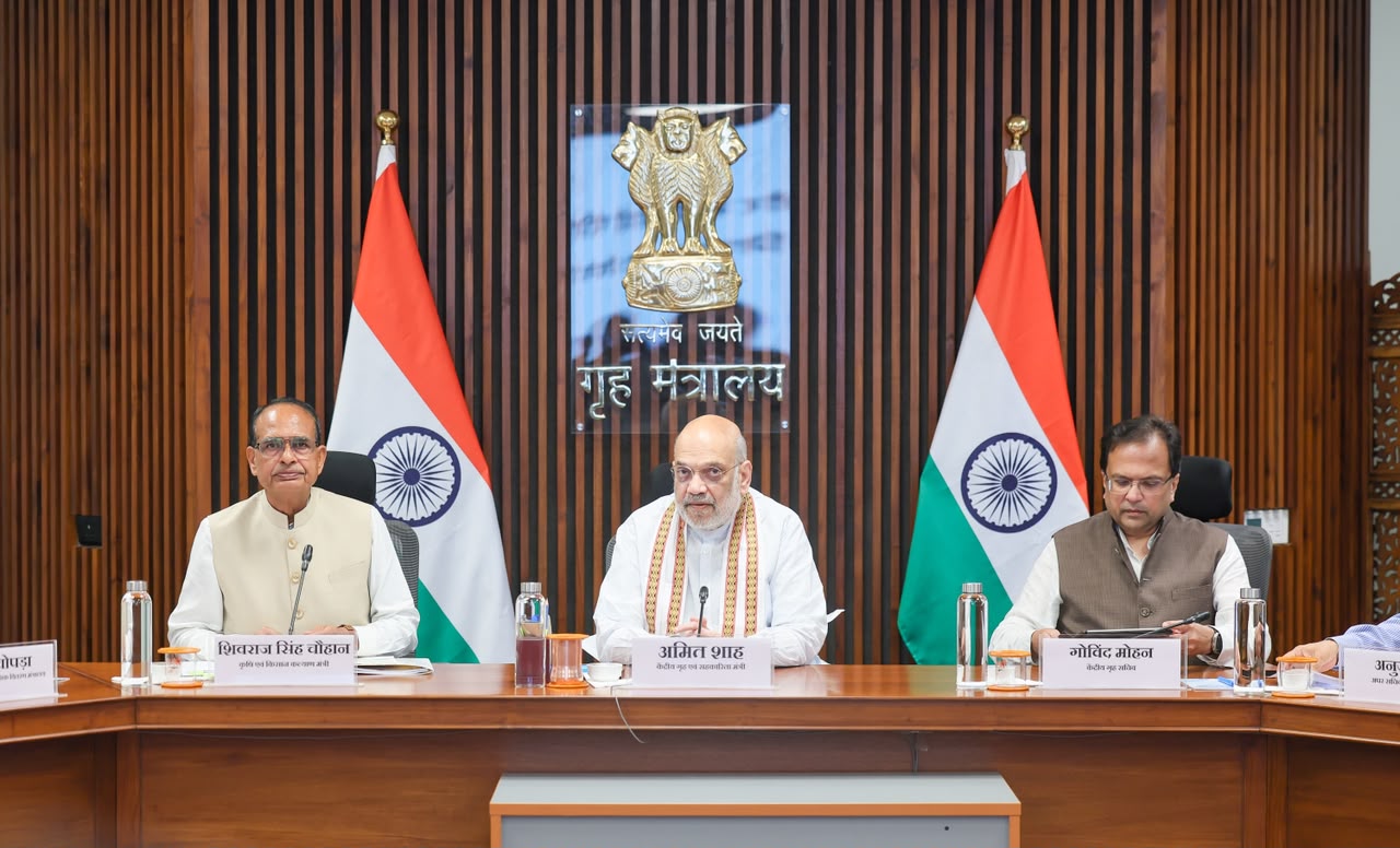 केन्द्रीय गृह एवं सहकारिता मंत्री श्री अमित शाह एवं केन्द्रीय कृषि एवं किसान कल्याण मंत्री श्री शिवराज सिंह चौहान ने ‘अल-नीनो’ के कारण देश के कुछ भागों में सामान्य से कम वर्षा एवं उसके प्रभाव की समीक्षा की