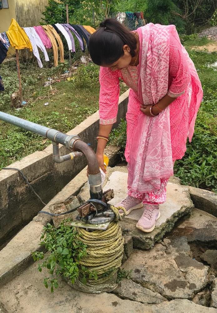 रायपुर : जल जीवन मिशन से ‘सुरक्षित छत्तीसगढ़’ : धमतरी में बारिश के बाद पेयजल सुरक्षा का महाअभियान, 3,110 जल बहिनियां संभाल रहीं मोर्चा