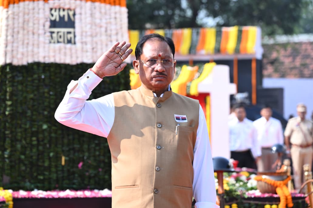 रायपुर : वीर जवानों के अदम्य साहस और सर्वाेच्च बलिदान से छत्तीसगढ़ में शांति और सुरक्षा का नया अध्याय: मुख्यमंत्री श्री विष्णु देव साय